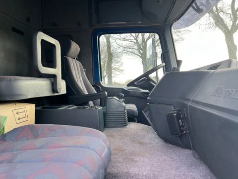 Mercedes-Benz LS 4x2 with Tipping hydraulics 3 Pedals SOLD - VENDU | CAB Trucks [14]