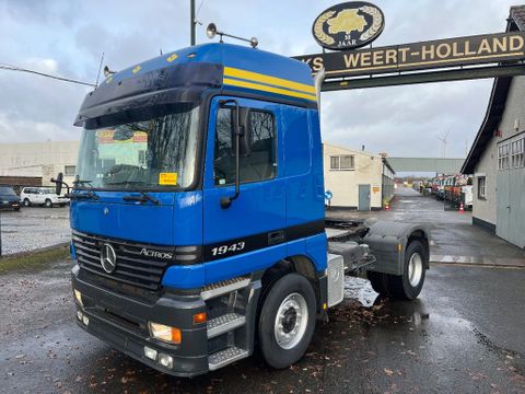 Mercedes-Benz LS 4x2 with Tipping hydraulics 3 Pedals SOLD - VENDU | CAB Trucks [2]