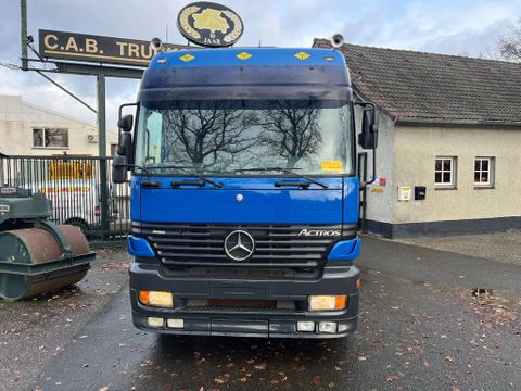 Mercedes-Benz LS 4x2 with Tipping hydraulics 3 Pedals SOLD - VENDU | CAB Trucks [4]