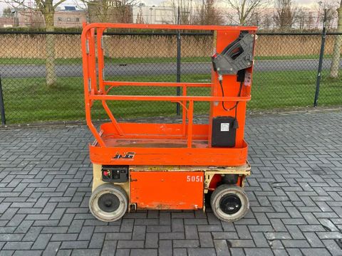 JLG
1230 ES | 5.6 METER | 230 KG | Hulleman Trucks [1]