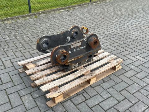 Gjerstad
G60 | KM60 | S60 | HYDRAULIC QUICK COUPLER | M318F | Hulleman Trucks [3]