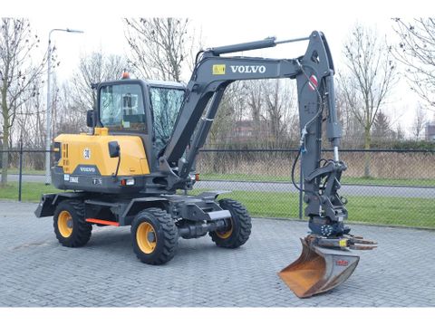 Volvo
EW 60 E | DEMO | 30 KM/H | ROTOTILT + GRIPPER | BUCKET | Hulleman Trucks [5]