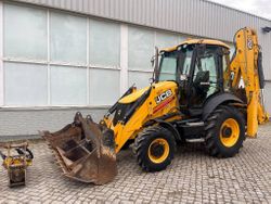 JCB  3CX (Include Hammer)