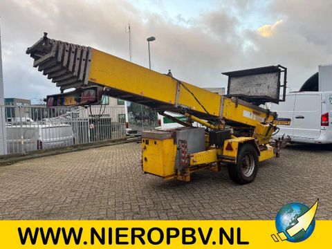 Paus WH33 VERHUISLIFT DIESEL 32 Meter 2200 UUR 2x OP VOORRAAD | Van Nierop BV [1]