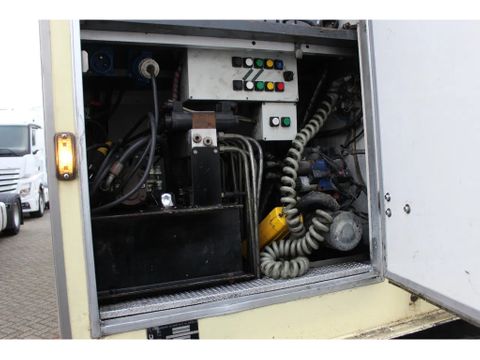 TEC * S/40304 * MOBILE KEUKEN * COMPLEET MET GENERATOR * | Prince Trucks [19]