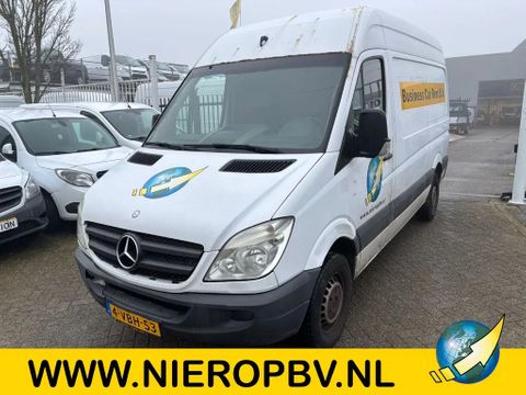 Mercedes-Benz 311CDI L2H2 | Van Nierop BV [1]