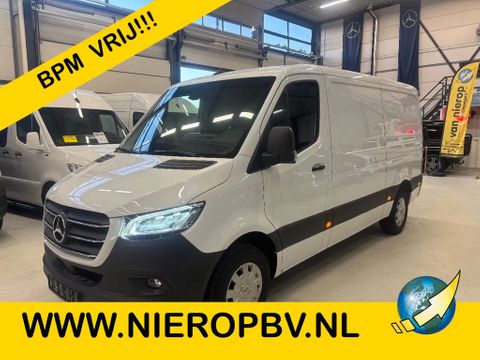 Mercedes-Benz 317CDI L2H1 Automaat Airco Navi Cruisecontrol 3500KG Trekhaak NIEUW BPM VRIJ | Van Nierop BV [1]