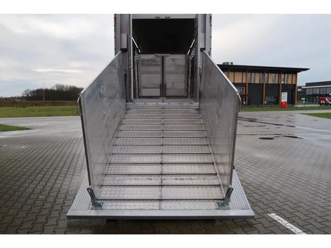 Pezzaioli SBA 63 - NEW  Livestock transport | Companjen Bedrijfswagens BV [22]