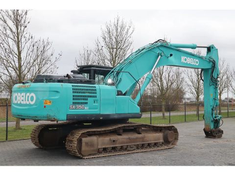 Kobelco
SK350 NLC-10 | OILQUICK | GERMAN MACHINE | Hulleman Trucks [6]