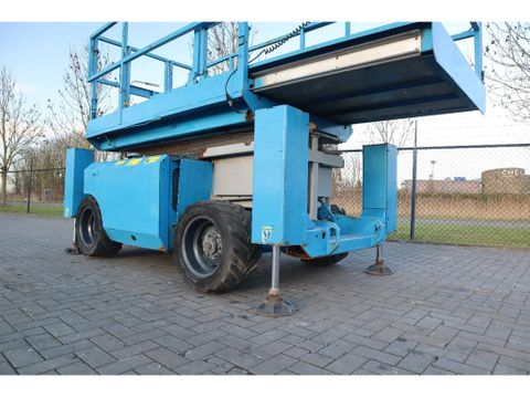 Genie
GS-3268 RT | 11.75 METER | 454 KG | Hulleman Trucks [10]