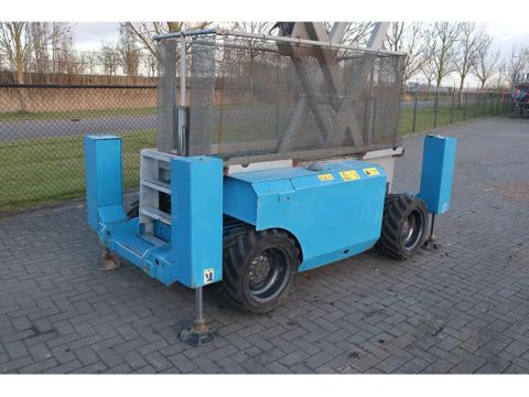 Genie
GS-3268 RT | 11.75 METER | 454 KG | Hulleman Trucks [8]