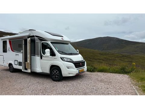 Bürstner Half integraal 4 Persoons Airco Navi Cruisecontrol EURO 6 56900KM MARGE | Van Nierop BV [3]