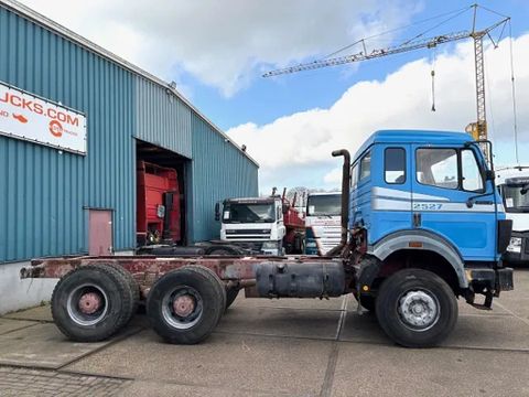 Mercedes-Benz 6x4 (V6-ENGINE) FULL STEEL SUSPENSION CHASSIS (MANUAL GEARBOX / REDUCTION AXLES / FULL STEEL SUSPENSION / EURO 2) | Engel Trucks B.V. [4]