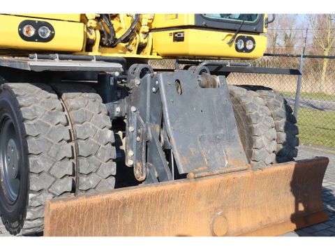 Komatsu
PW160-11 | ENGCON TILTROTATOR | BUCKET | TRAILER HYDR. | Hulleman Trucks [10]