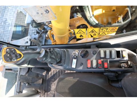 Komatsu
PW160-11 | ENGCON TILTROTATOR | BUCKET | TRAILER HYDR. | Hulleman Trucks [18]