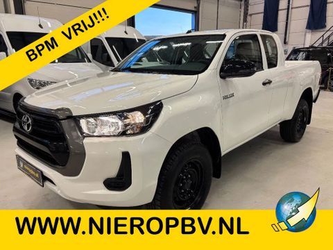 Toyota 2.4 D-4D Comfort 4x4 1.5Cab NIEUW 3500KG Trekgewicht BPM VRIJ 10 x op voorraad  €38.500 ex | Van Nierop BV [1]