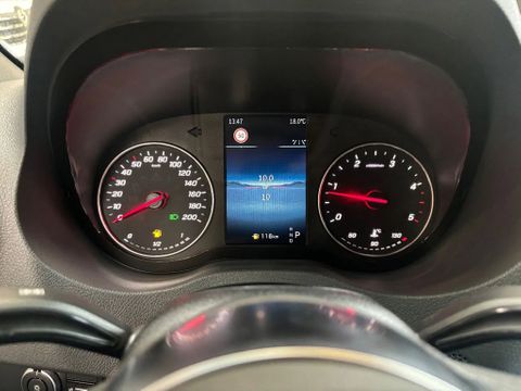 Mercedes-Benz 319CDI L2H1 PRO Automaat Airco Cruisecontrol Led 3500KG Trekhaak Apple CarPlay NIEUW | Van Nierop BV [20]