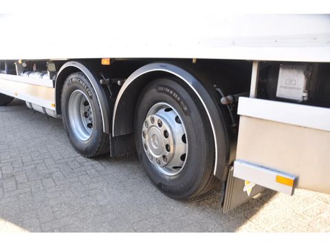 Mercedes-Benz 2743 6X2 FrigoBlock.2xDHOLLANDIA.NL-TRUCK | Truckcentrum Meerkerk [28]