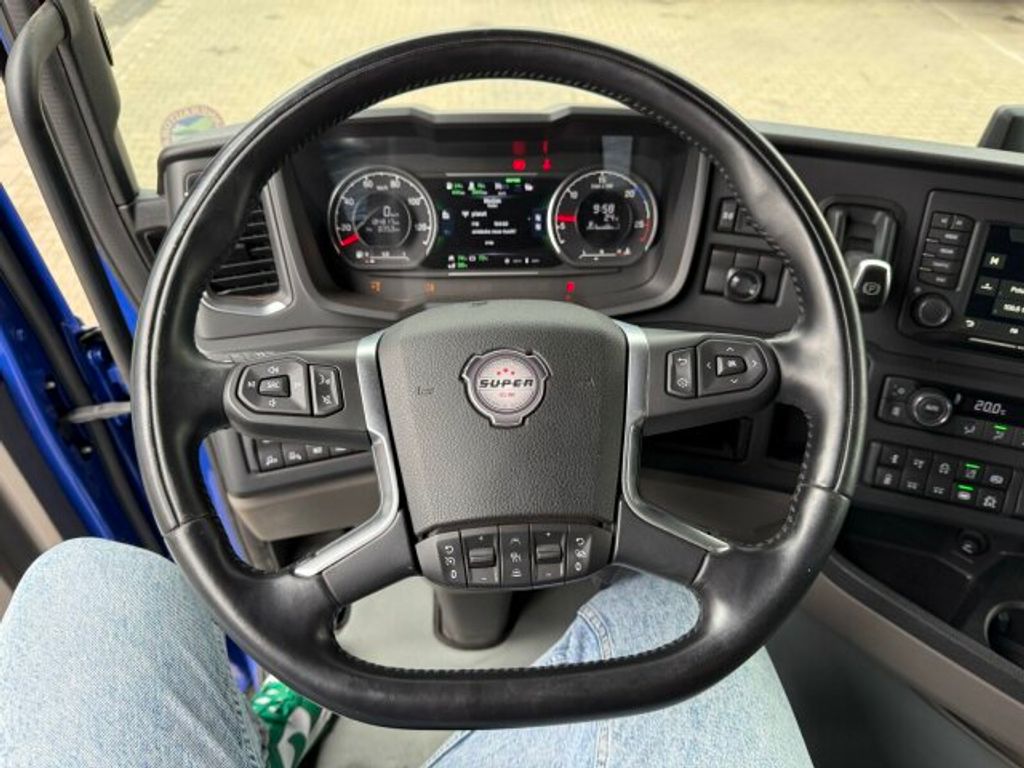 Scania  (14)