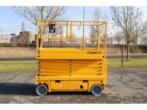 Haulotte
COMPACT 14 | 14 METER | 350 KG | Hulleman Trucks [1]