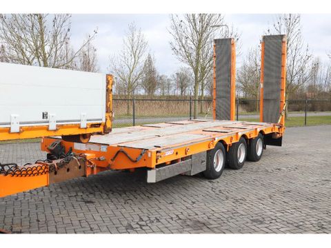 Volvo
8X4 | HOOKLIFT | HMF 2620 PLATFORM | TRAILER | Hulleman Trucks [23]