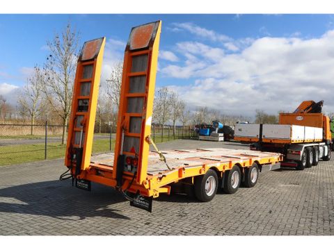 Volvo
8X4 | HOOKLIFT | HMF 2620 PLATFORM | TRAILER | Hulleman Trucks [24]