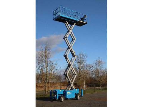 Genie
GS-3369 RT | 12 METER | 454 kg | Hulleman Trucks [8]