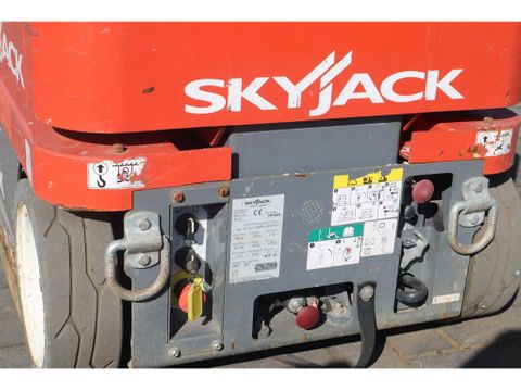 Skyjack
SJ16 | SJ 16 | 6.75 METER | 227 KG | Hulleman Trucks [13]