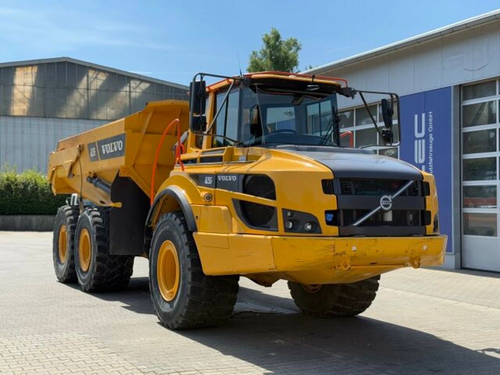 Volvo  (1)