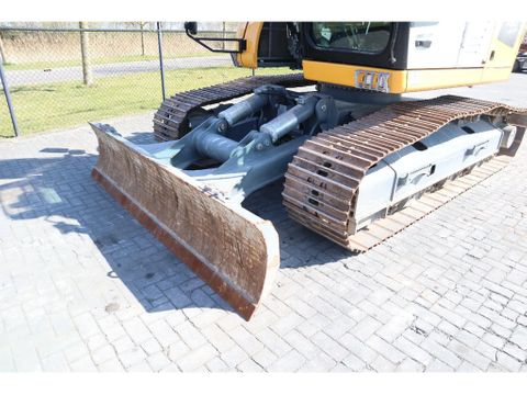 Liebherr
R920 COMPACT LC | ENGCON | 3X BUCKET | DOZER BLADE | Hulleman Trucks [10]