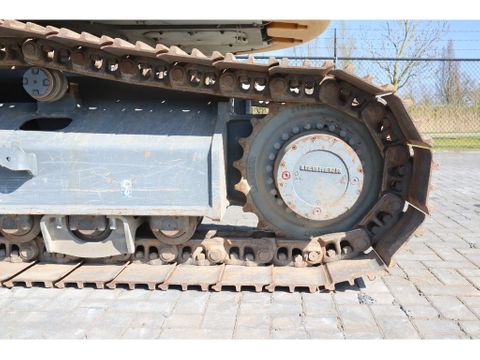 Liebherr
R920 COMPACT LC | ENGCON | 3X BUCKET | DOZER BLADE | Hulleman Trucks [11]