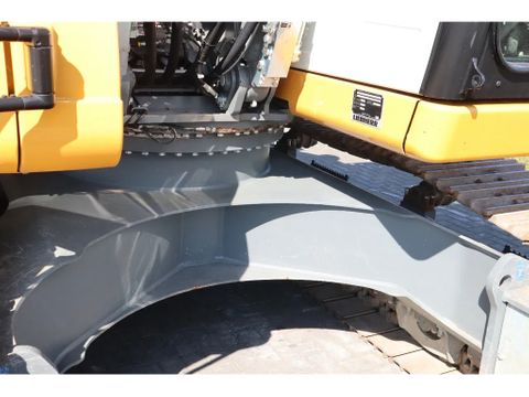 Liebherr
R920 COMPACT LC | ENGCON | 3X BUCKET | DOZER BLADE | Hulleman Trucks [13]