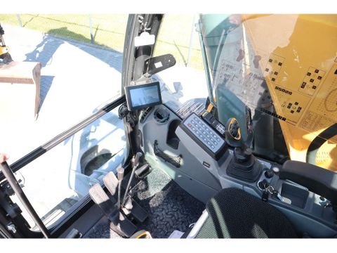 Liebherr
R920 COMPACT LC | ENGCON | 3X BUCKET | DOZER BLADE | Hulleman Trucks [17]