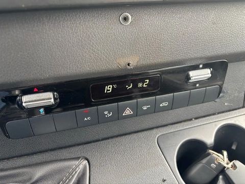 Mercedes-Benz 311CDI Dubbelcabine Openlaadbak Airco Trekhaak EURO 6 | Van Nierop BV [9]