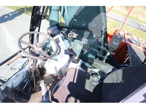 Atlas
160W | ENGCON | BUCKET | DOZERBLADE | 2-PIECE BOOM | Hulleman Trucks [18]