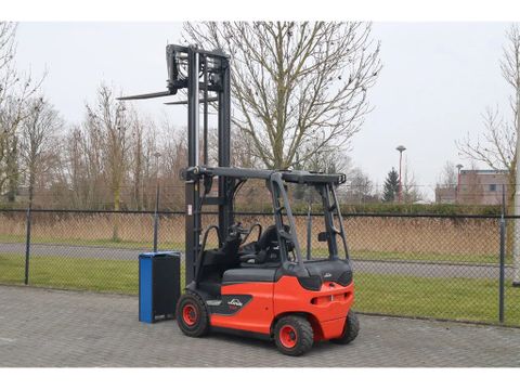 Linde
E25 R-01 ROADSTER | DEMO | SIDESHIFT | FORK SPREADERS | Hulleman Trucks [3]