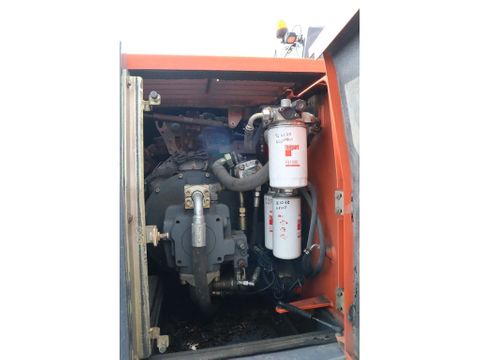 Atlas
160W | ROTOTILT | GRIPPER | BUCKET | DOZER BLADE | Hulleman Trucks [13]