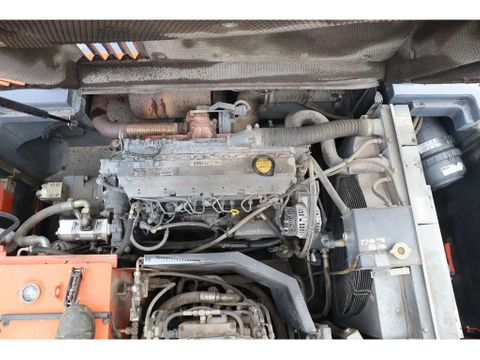 Atlas
160W | ROTOTILT | GRIPPER | BUCKET | DOZER BLADE | Hulleman Trucks [16]