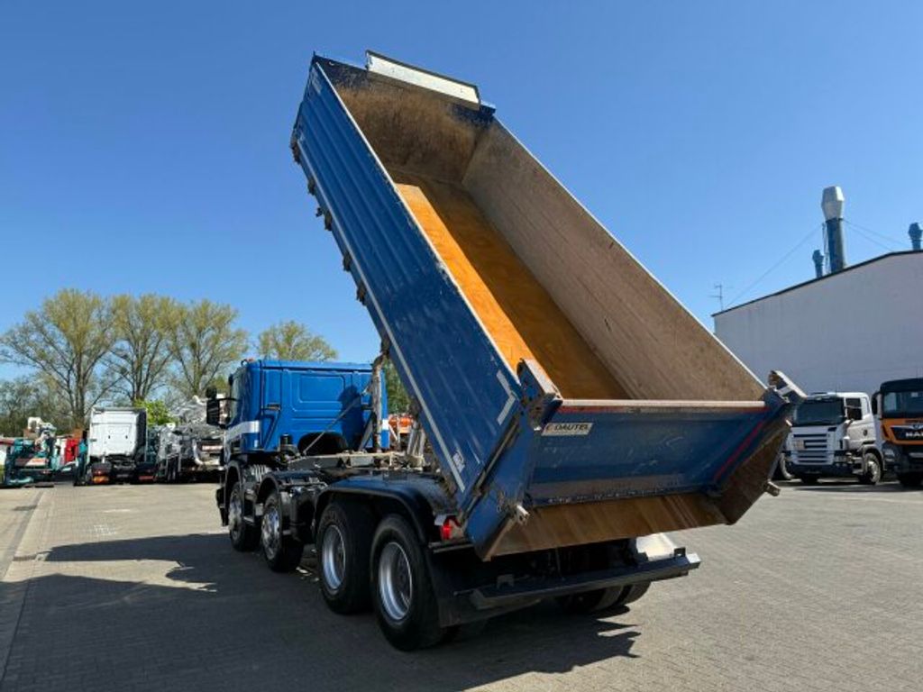 Scania  (10)