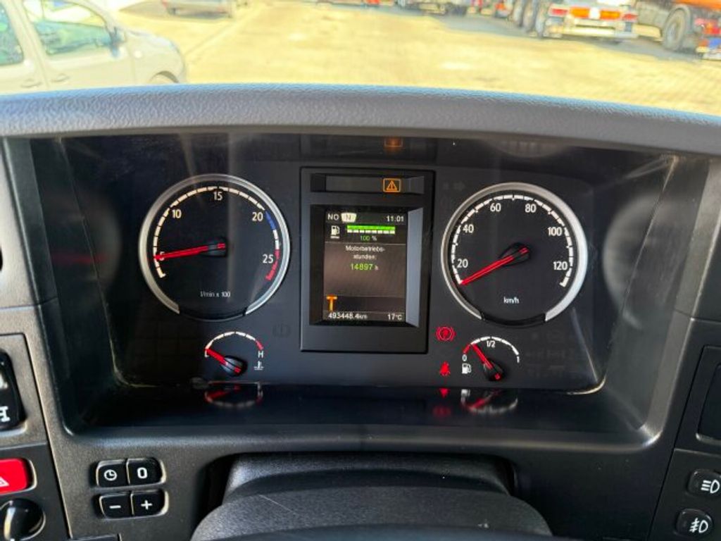 Scania  (15)
