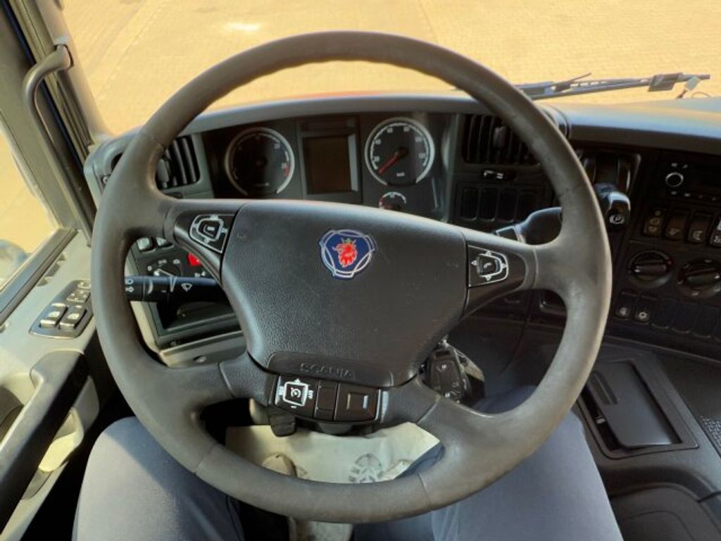 Scania  (13)