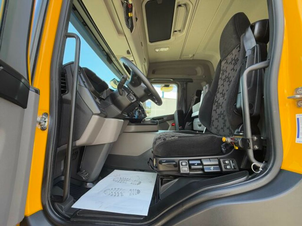 Scania  (7)