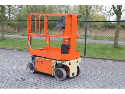 JLG
1230 ES | 5.6 METER | 230 KG | Hulleman Trucks [3]