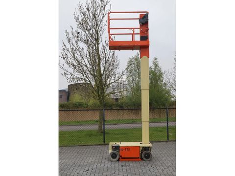 JLG
1230 ES | 5.6 METER | 230 KG | Hulleman Trucks [7]