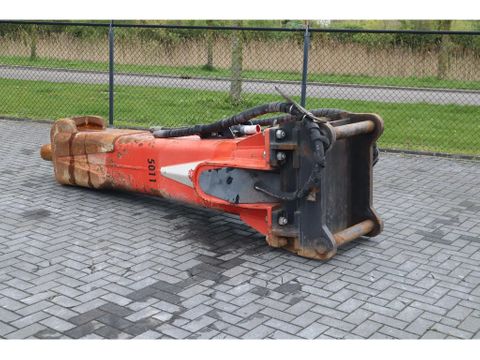 Rammer
5011 | HAMMER | S90 | 45 - 60 TON | Hulleman Trucks [3]