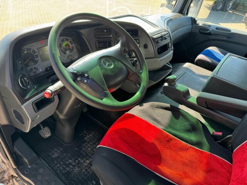 Mercedes-Benz  (12)