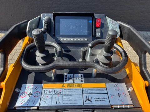 Eurotrac SK10 Mini Skidsteerloader Nieuw KUBOTA STAGE V | Van Nierop BV [10]