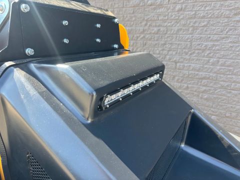 Eurotrac SK10 Mini Skidsteerloader Nieuw KUBOTA STAGE V | Van Nierop BV [21]