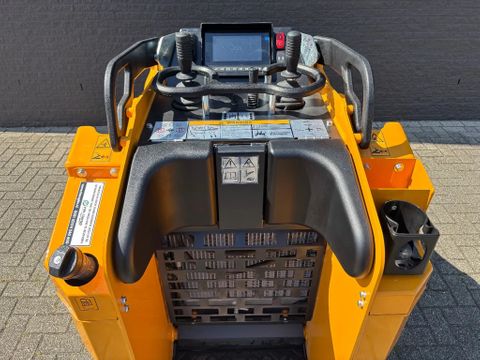 Eurotrac SK10 Mini Skidsteerloader Nieuw KUBOTA STAGE V | Van Nierop BV [9]