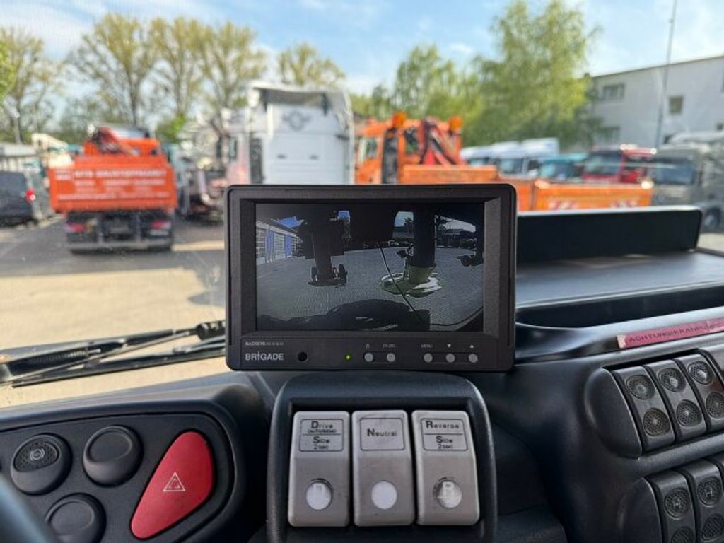 Iveco  (11)